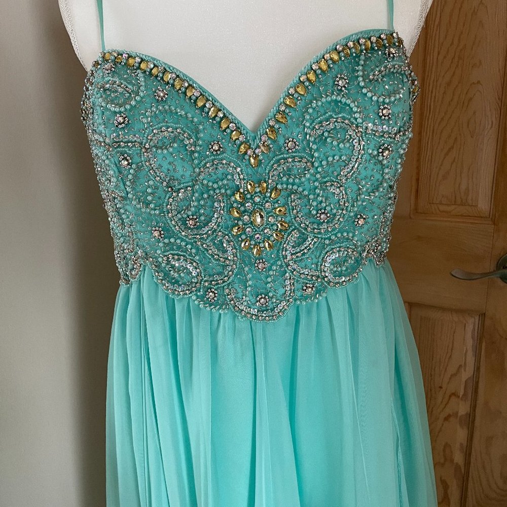 Ladies' Aqua Blue Gown SZ 13/14